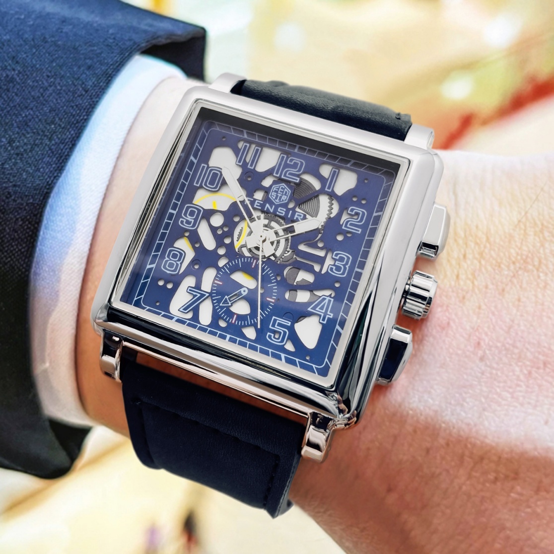 인기 있는 해외 무역 상품: 심플한 대형 다이얼 디자인 - Luxury Watch Trading 리뷰 및 가격
